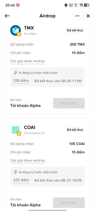 Airdrop screen showing TMX (TermMax, 200 TMX) and COAI (ChainOpera AI, 105 COAI) campaigns, both marked 'Đã kết thúc' (Ended), with 15-point costs and registration deadlines on 08-25 at 17:00 and 18:05.