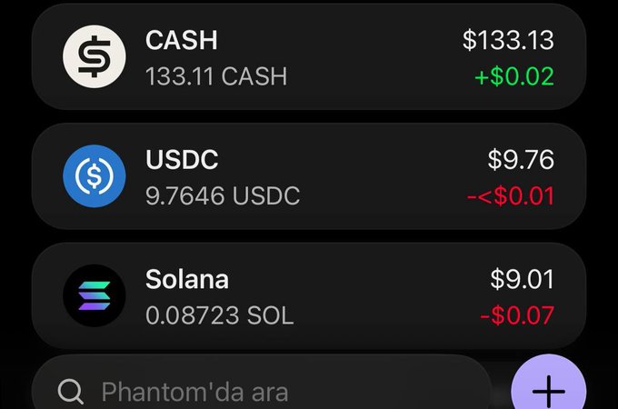 A Phantom wallet screenshot displays holdings of 133.11 CASH ($133.13), 9.7646 USDC ($9.76), and 0.08723 Solana ($9.01), used as proof of earnings from the World.xyz airdrop promotion advertised in the post.