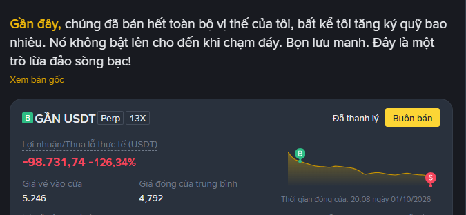 A dark-themed cryptocurrency trading dashboard in Vietnamese showing a short position on BNB/USDT Perp with 13X leverage, displaying a massive loss of -98,731.74 USDT (-126.34%), with text accusing the platform of fraud ("trò lừa đảo sòng bạc").