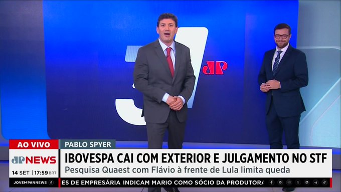 Two male news anchors in dark suits present a live JP News broadcast, with a headline reading "IBOVESPA CAI COM EXTERIOR E JULGAMENTO NO STF," reporting a decline in the Brazilian stock index due to external factors and an ongoing STF (Supreme Federal Court) judgment, alongside mention of the Quaest poll showing Flávio ahead of Lula. The graphic references market movements relevant to the post's coverage of the stock market, dollar, oil, iron ore, and Bitcoin.