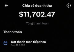 A mobile payment screen displaying a balance of $11,702.47 for 'Chia sẻ doanh thu' (revenue sharing) with a next payment date of Sep 11, 2026.