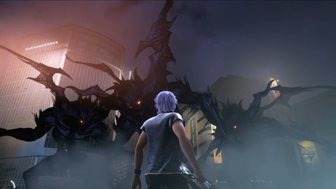 A video game scene shows a white-haired character facing a massive, multi-headed dark monster with glowing red eyes towering over a cityscape at night.