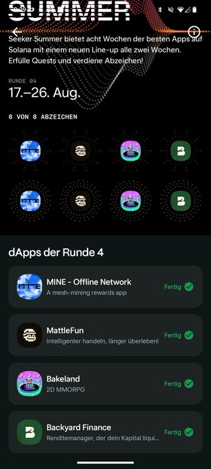 A mobile app screenshot in German for a 'SUMMER' quest with 'RUNDE 04' running 17.-26. Aug., requiring 8 badges, showing completed dApps including 'MINE - Offline Network', 'MattleFun', 'Bakeland', and 'Backyard Finance'.