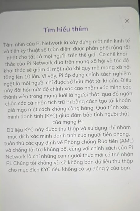 A Vietnamese text popup titled "Tìm hiểu thêm" explaining Pi Network's vision for a digital economy, its mining mechanism decreasing by half every 10 days, KYC verification requirements, and data privacy policies.