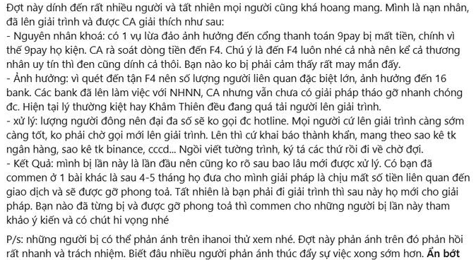 A Vietnamese text post discusses financial pressure and payment difficulties, including mentions of “F4,” “NHNN,” “credit card hotlines,” and “commen,” with a note saying “Ấn bót” at the end.