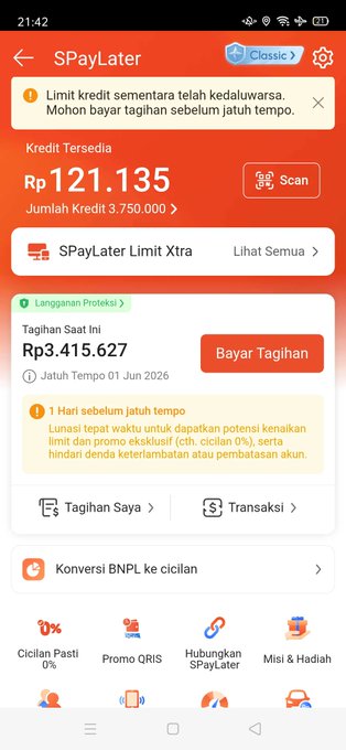 The image shows a phone screen displaying an app called "Paylater" with a message that reads "SPAYLATER LIMITED SEGMENTATION". The app allows users to pay for purchases using their credit card or mobile payment apps, such as Mastercard and Paytm. The user can also set up automatic payments through the app. There is a message on the screen asking if they would like to pay off all of this purchase at once, but it seems that the user has not yet paid off everything.