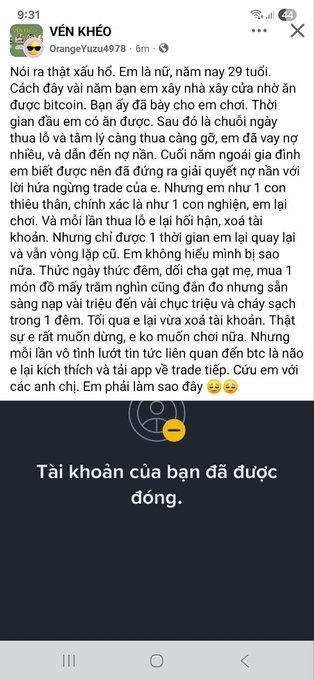 The image shows a cell phone screen with a text message displayed. It appears that the person who sent the message is a newbie to the foreign language, as they have used English words in their message alongside the foreign language text. The content of the message includes phrases such as "Cái nguy hiện đang cho ược thì tốt", "sau này nó truyền không hiểu ai rại vào xúc," and other phrases that could indicate the use of an English vocabulary.