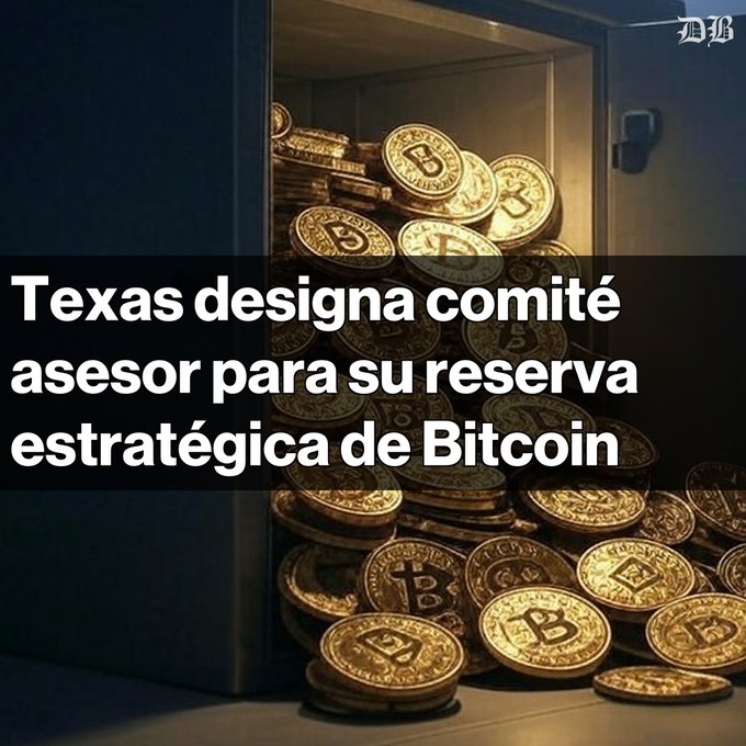 The image shows a large stack of gold Bitcoins, with the text "Texas avanza hacia su Reserva Estratégica de Bitcoin El contralor Kelly Hancock designó a cuatro expertos en custodia y gestión de riesgos". The text suggests that there is an opportunity to invest in Bitcoins through Texas. The stack of Bitcoins represents the value and potential return on investment, while the text provides information about the strategy for investing in Bitcoin.